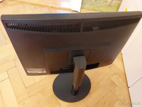 Monitor Samsung B2240W - 22 palců, CCFL podsvícení, TN - 4
