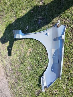 Přední blatník Civic 7g - 4