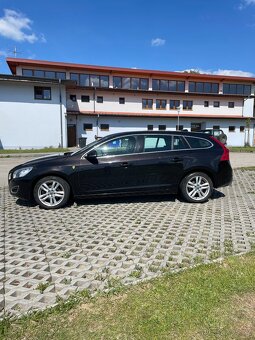 Volvo V60, 1.6 T4 132 Kw Momentum  TOP STAV - 4