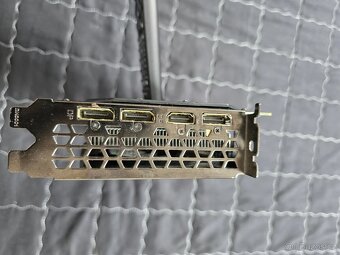 GIGABYTE GeForce RTX 2060 Windforce OC 6G Rev. 2.0 6GB GDDR6 - 4