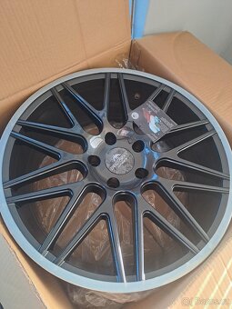 Nová Sada Alu Kol 5x120 r19 - 4