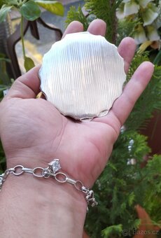 Starožitná stříbrná pudřenka 8.5 cm průměr. Váha 88.2 gramů. - 4
