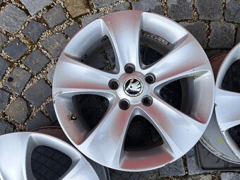 Prodám disky 7J x ET45; vhodné pro pneu 205/55 R16 91V - 4
