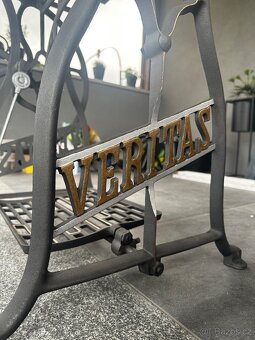 Stul ze siciho stroje s kamennou deskou - 4