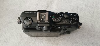 Nikon Coolpix P7100 - 4