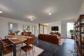 Prodej moderní novostavby domu 5+kk s garáží a pozemkem 958 - 4