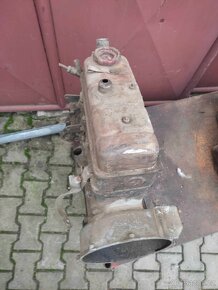 Starý motor Octavia - 4