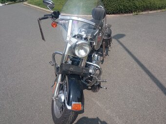 Harley Davidson Heritage Softail Classic - 4