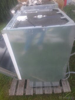 Myčka  Electrolux EEM 48320L - 4