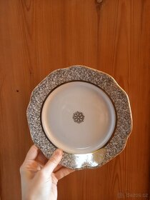Porcelán-zlacené talíře - 4