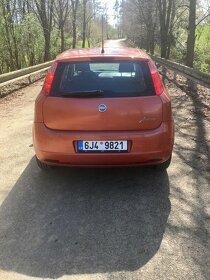 Fiat Grande Punto - 4