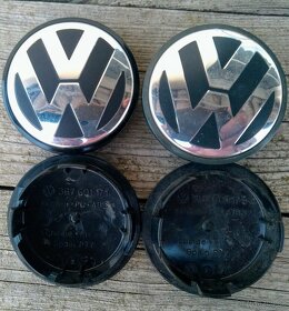 ZÁNOVNÍ-STŘEDOVÉ KRYTKY LOGA-ZNAKY DO ALU DISKŮ VOLKSWAGEN - 4