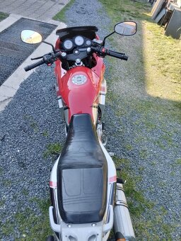 Moto KINROAD 200XT-18 (KOPIE HONDA CBR) - 4