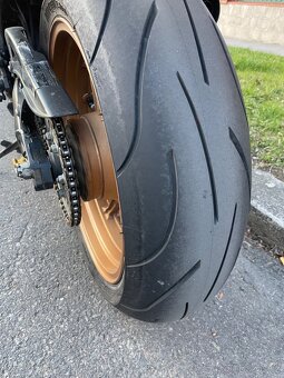 Kawasaki z750 r - 4