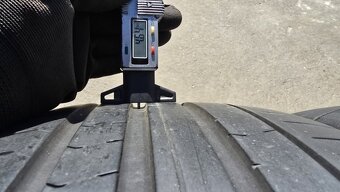 Letní pneu 245/40/19 Pirelli - 4