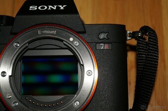 Digitální fotoaparát Sony Alpha A7R III 42,4MP - 4