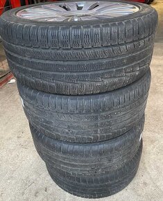 Sada originál AUDI 8.5x19" ET45 5x112x57 a Nokian - 4