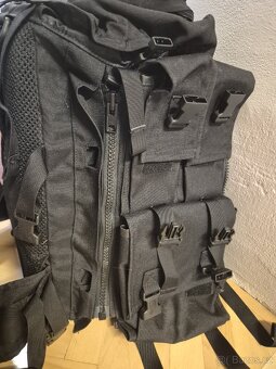 Karrimor patrol 45 černý + kapsy - 4