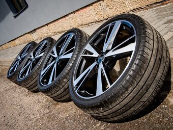 Alu kola originál Audi SPORT R21 5x112 - 4
