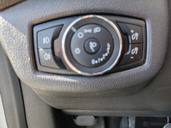 Ford transit Connect 1.5Tdci 88kW ,5 míst 2018 - 4