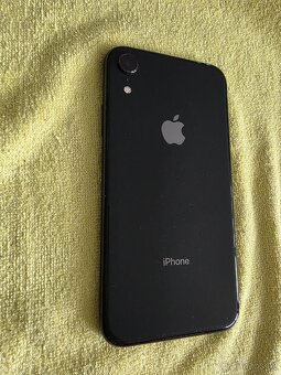 Apple iPhone XR 128GB - 4