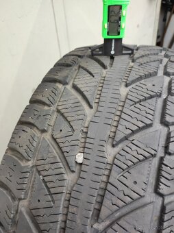 Zimní pneu 215 55. 18 - 4