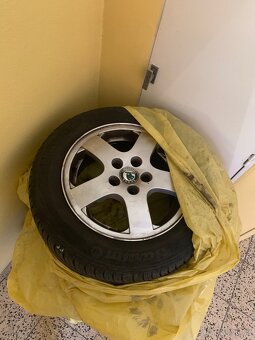 185/60r14 Fabia - 4