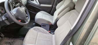 Prodam nahradni dily na Peugeot Partner 1.6VTi 5FK. 177tis - 4