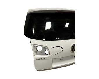 Páté dveře bílá barva LB9A VW Passat B6 kombi r.v. 2009 - 4