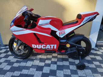 Elektro motorka DUCATI - 4