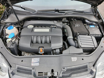 Volkswagen Golf 1.6i 75kW Trendline - 4
