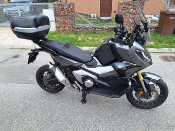 Honda X-ADV 750 - 4