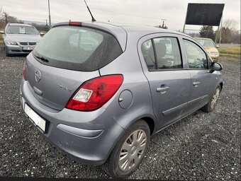 Opel Corsa 1,2i - 4