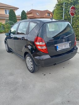 Mercedes A - 4