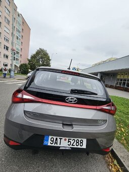 Hyundai i20 1.2i, 2023 - v záruce, 1. majitel - 4