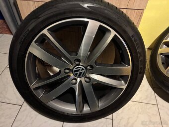 Pěkná original alu kola VW Touareg apod 8 x pneu 275 40 20 - 4