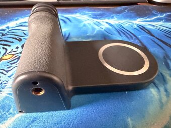 Foto Grop pro Iphone - magsafe - 4