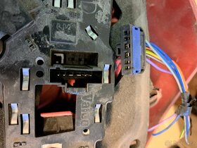 Peugeot 307 prave zadni svetlo - 4