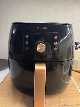 Horkovzdušná fritéza Philips HD9867/90 Airfryer XXL Premium - 4