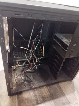 PC skřín Zalman - 4