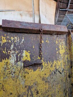 Paleťák na přední radlici - 4