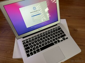 Apple MacBook Air 13" A1466 Silver 8/128 GB - 4