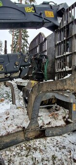 Vyvážecí souprava JOHN DEERE 1110G radlice - 4