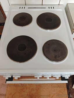 Elektrický sporák Mora ES 100 MW - 4