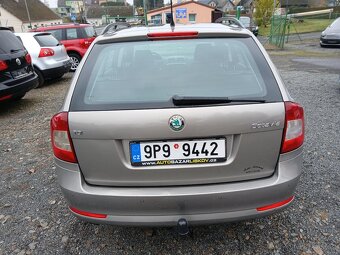 Škoda Octavia II kombi 1.6 TDi AMBIENTE - 4