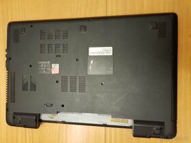 Acer Aspire E15 (E5-571-39NC) na ND - 4