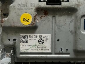 Displej sklo VW Composition Media/ 5G6919605A - 4
