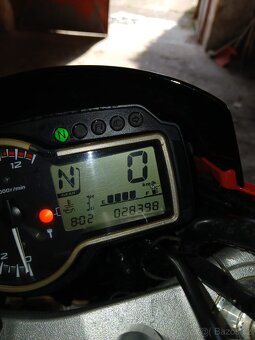 SUZUKI GSR750 r.v. 2012 typ C511 - 4
