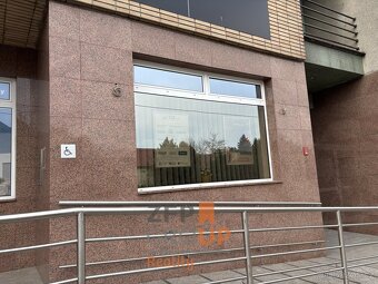 Pronájem kanceláře o rozloze 25 m2, ulice Národních hrdinů,  - 4