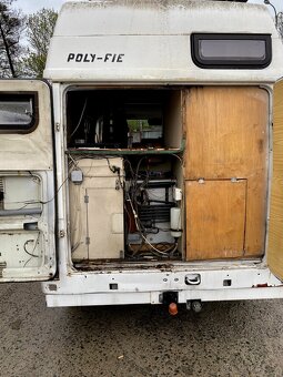 VW LT 28D Obytný speciál 1985 - 4